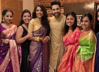 সপরিবারে ‘গৌরবময়’ দেবলীনা tollywood news