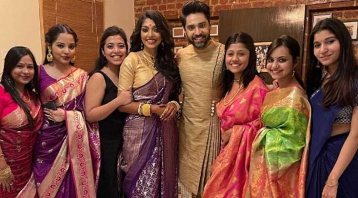 সপরিবারে ‘গৌরবময়’ দেবলীনা tollywood news